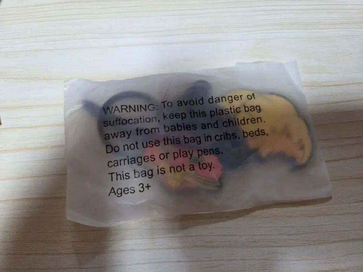 長靴を履いた猫 쿵야 ドラえもん ミニオンズ キーホルダー