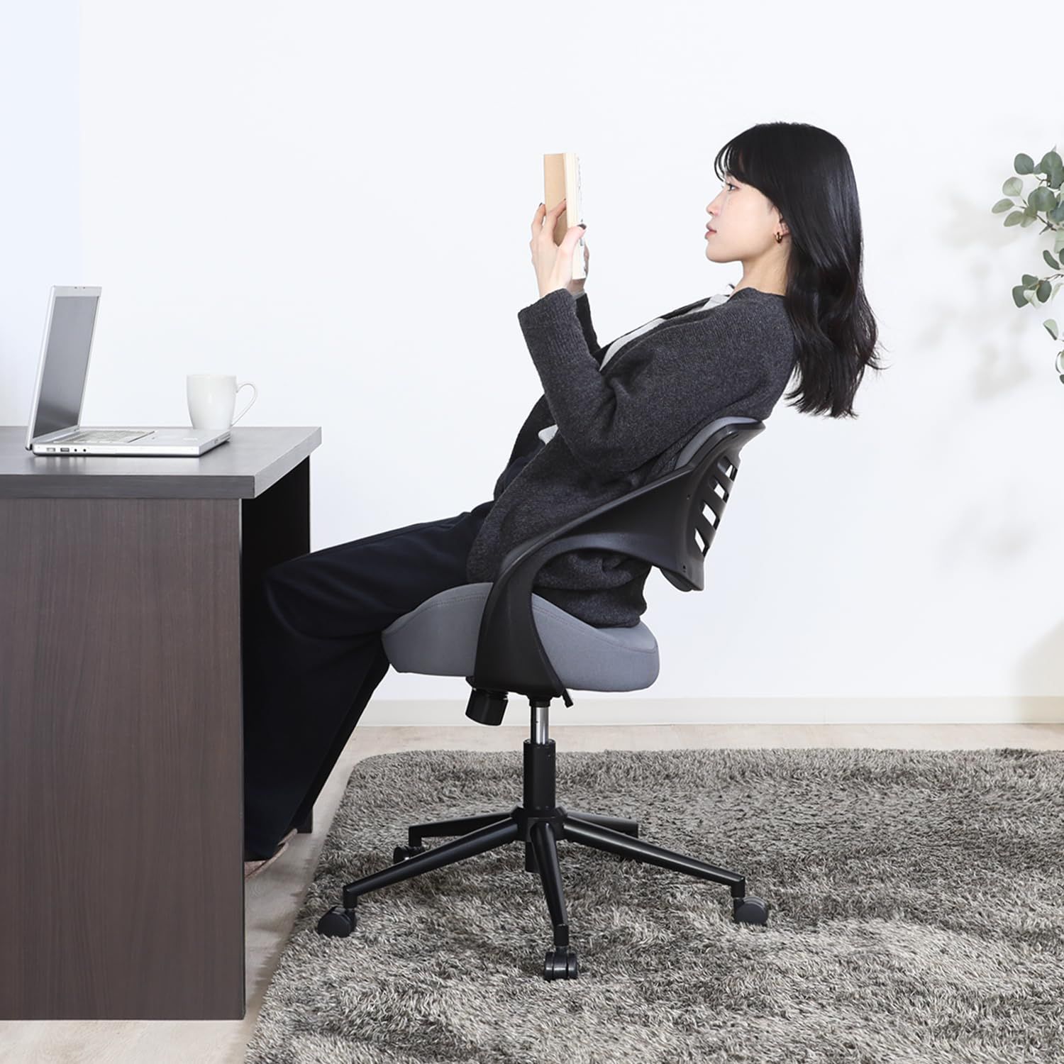 ブラック グレー