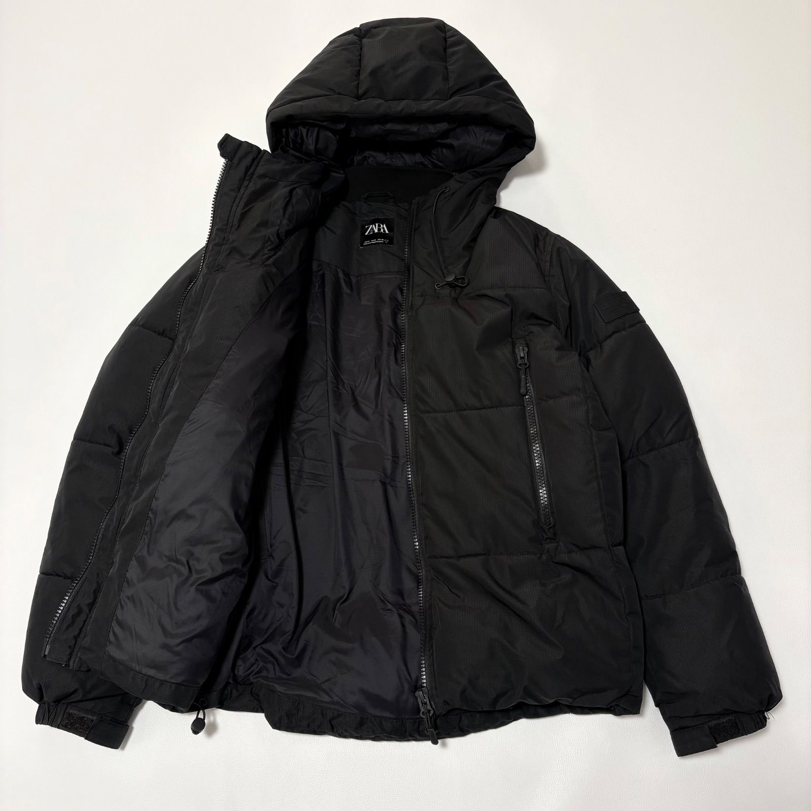 ZARA／ザラ】 ブラック フード付き中綿ジャケット メンズM（ユニ 