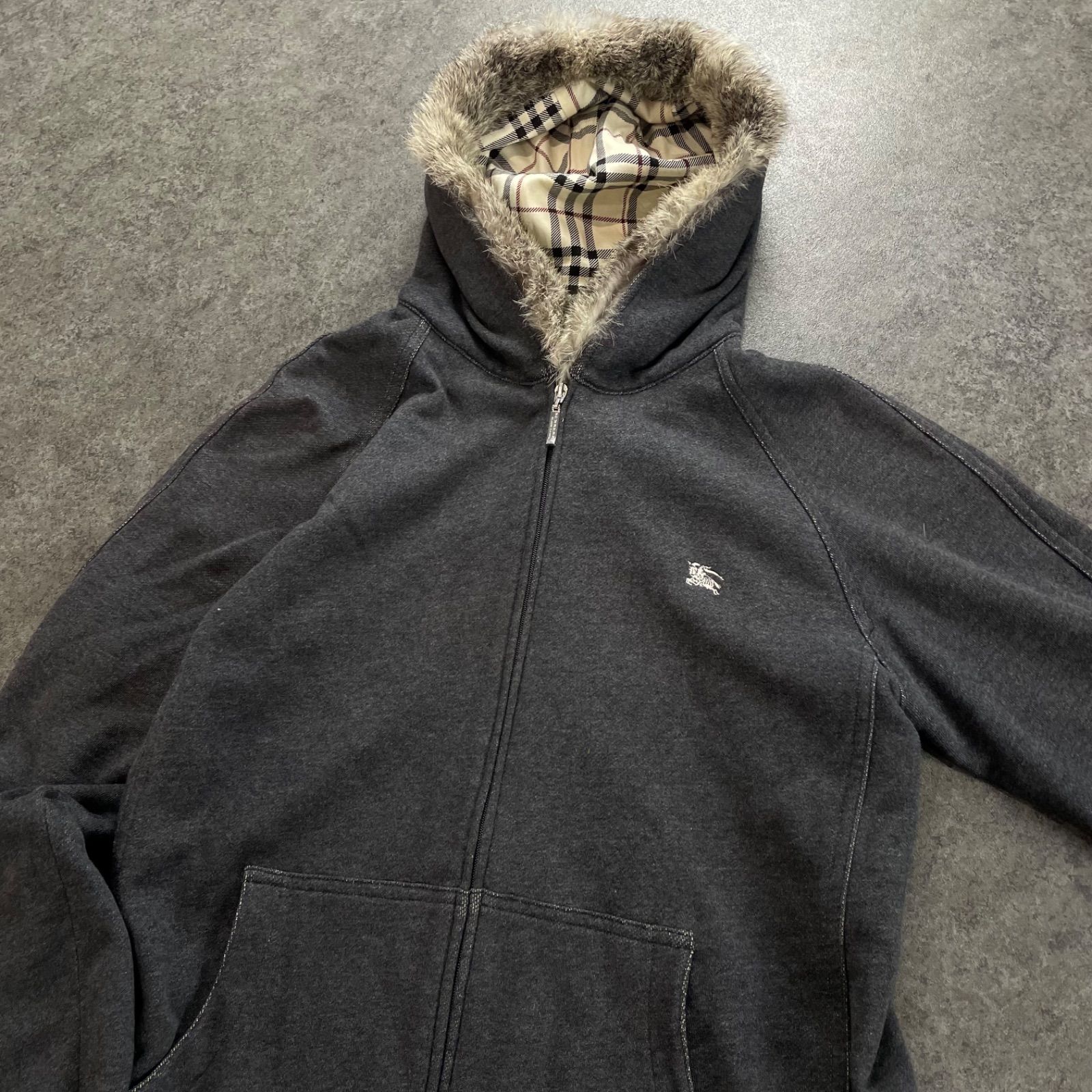 BURBERRY BLACK LABEL バーバリーブラックレーベル ファー付き