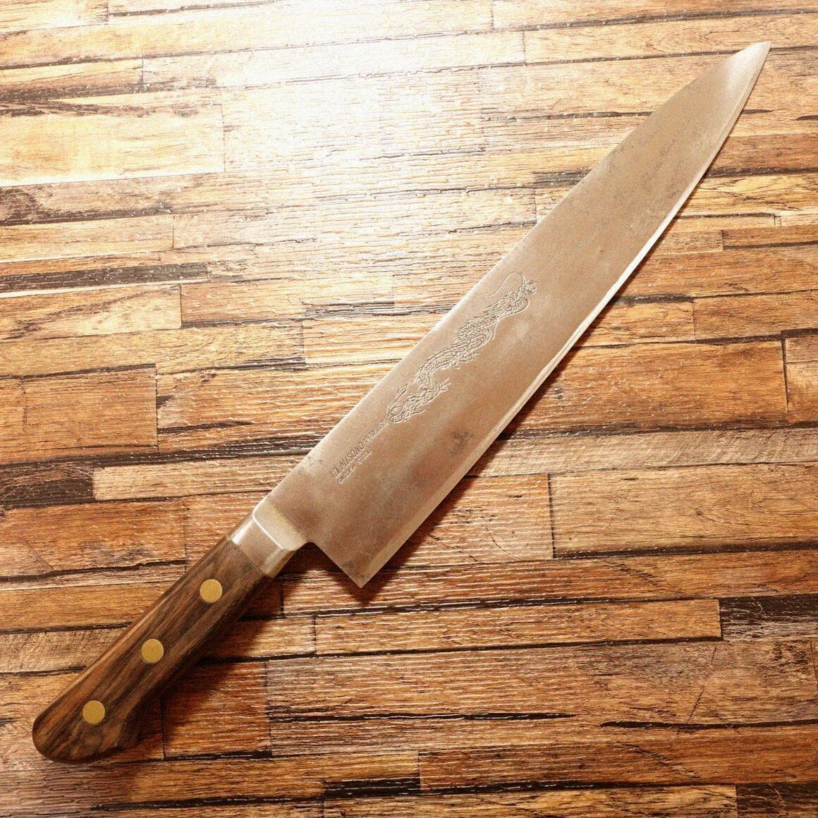 MISONO 牛刀 研ぎ済 ドラゴン 龍 シェフナイフ 万能包丁 スウェーデン鋼 特別鍛造 ミソノ 片刃気味8 2 300 mm