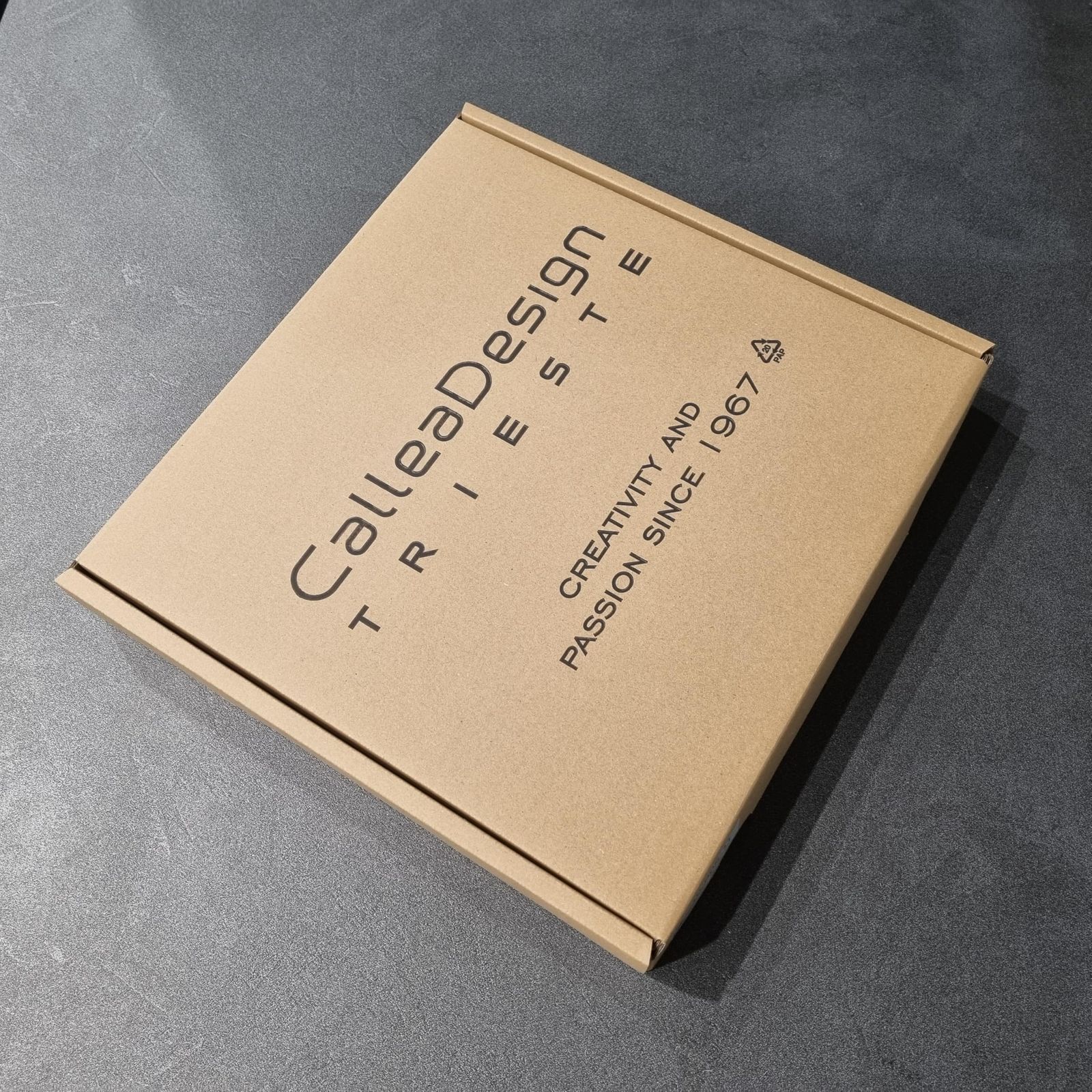 世界10カ国以上で愛される × 35色から選べる CalleaDesign SMILE 