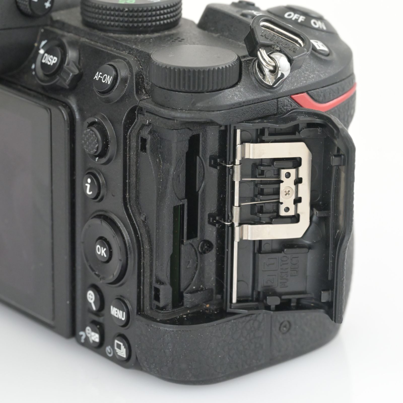 ミラーレス一眼レフ Nikon Z5 本体ボディ と充電器 - メルカリ