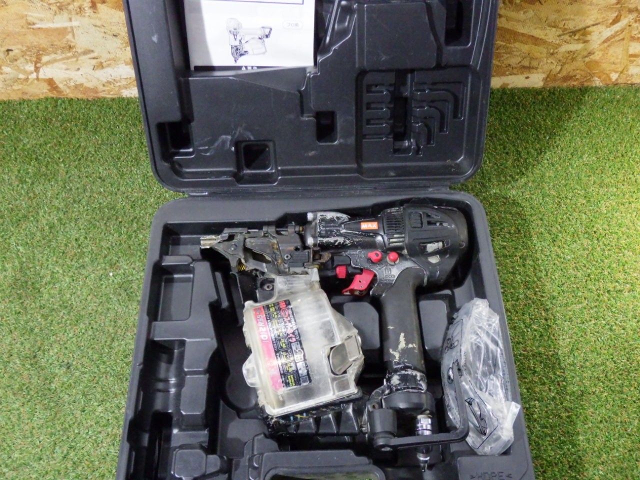  マックス MAX 高圧釘打機 HN-65 N 2 D ケース付 エアー工具 大工道具 スーパーネイラ 品 釘打機 エアーツール