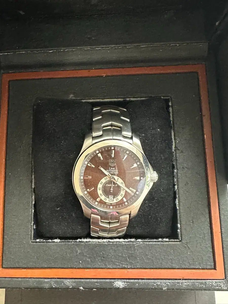  タグ ホイヤー リンク ブラウン版 wjf211c カリバー6 肌触り良好 自動巻き時計 腕時計(アナログ)