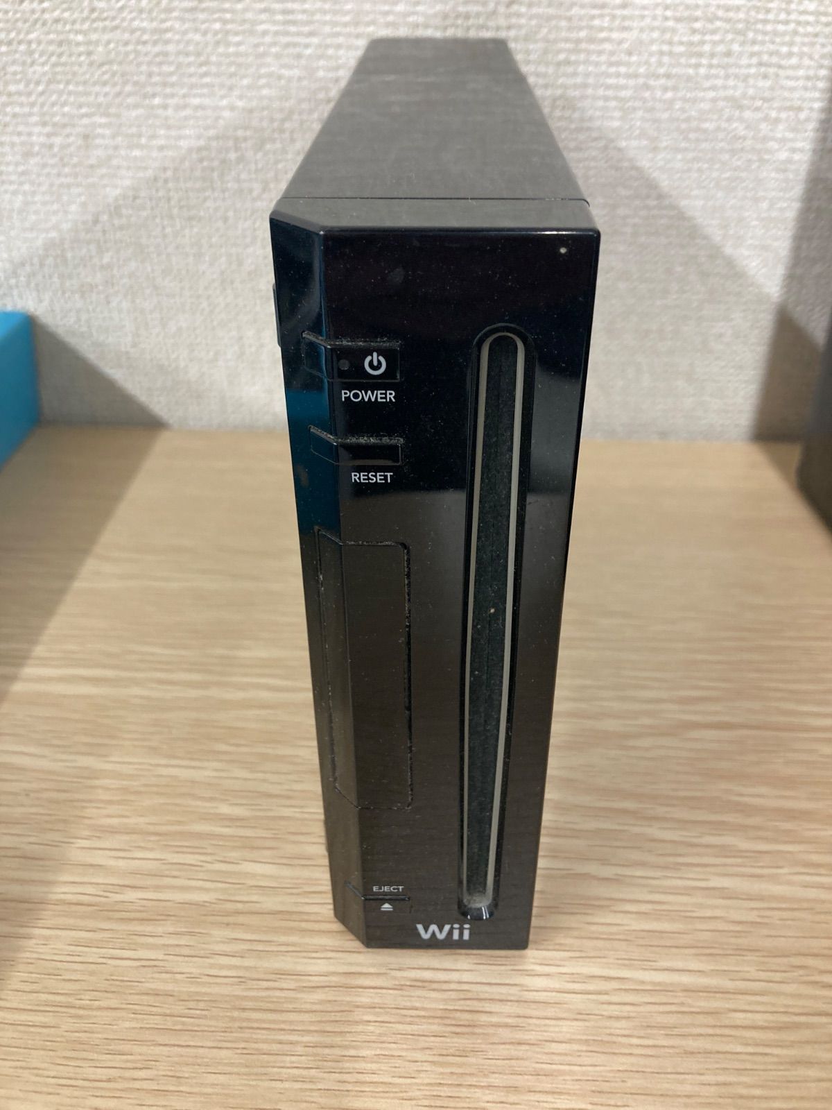 0【通電確認済み・動作未確認】Nintendo Wii 本体 ブラック【ゲーム機