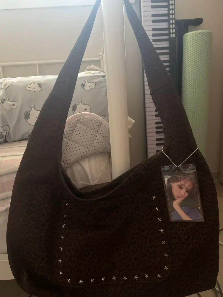 aespa エスパ ブラウン レオパード 星 スタッズ ショルダーバッグ HOBO BAG ウィンター トレカ