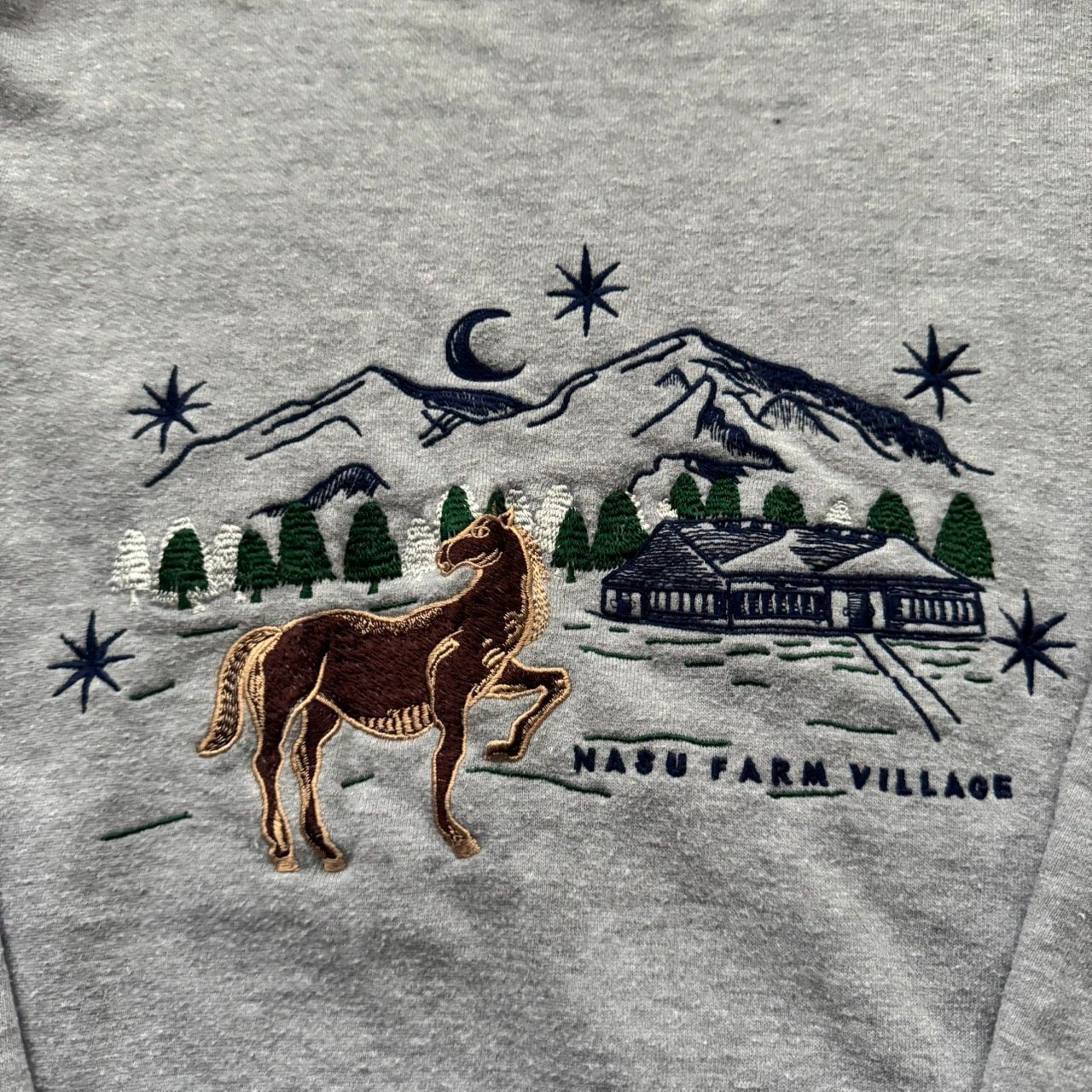 NASU FARM VILLAGE 刺繍トレーナー NASU FARM VILLAGE 那須ファームヴィレッジ 刺繍スウェット オーバー