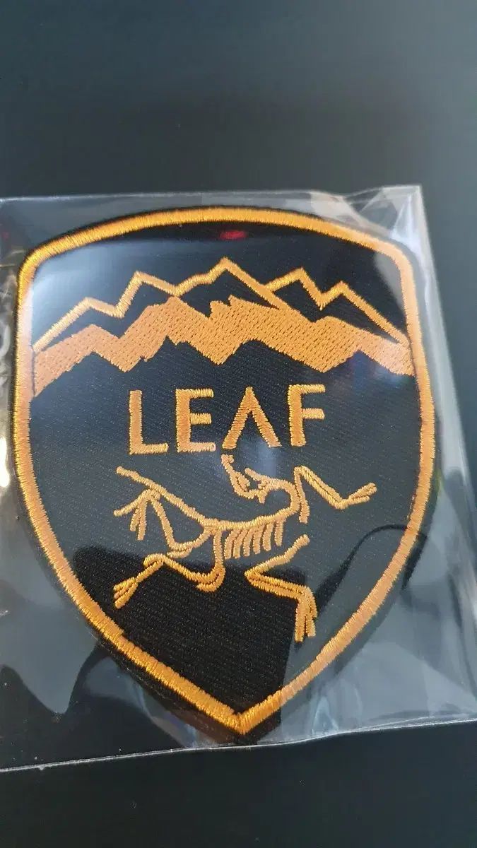 アークテリクス LEAF パッチ 検証済み シールド
