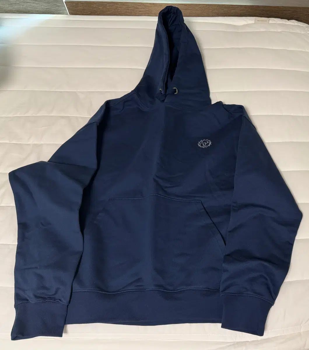 ウーワッグッド アルチェッタ フード Tシャツ ネイビー S