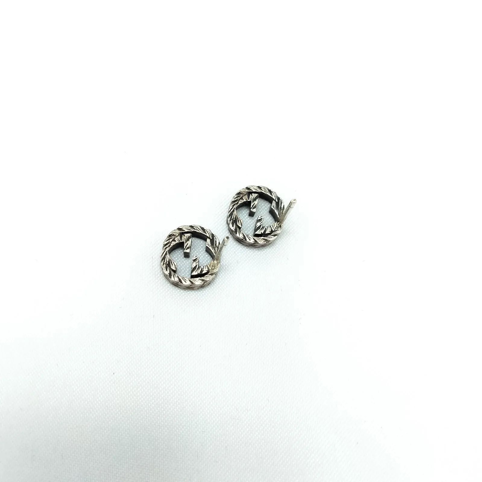 ✨️GUCCI✨️グッチ インターロッキングG アラベスク ピアス スタッズ