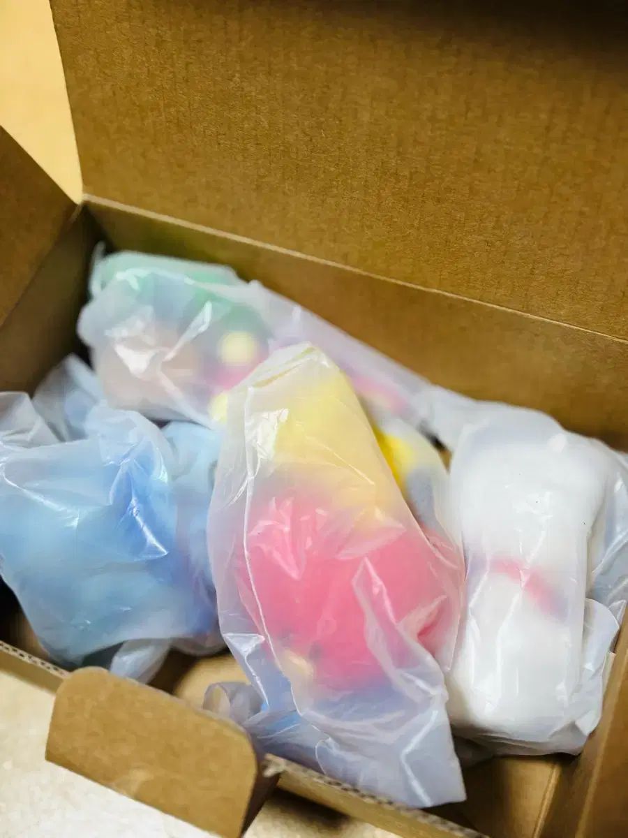 LG틔운 BT 21 スペシャルエディション フィギュア