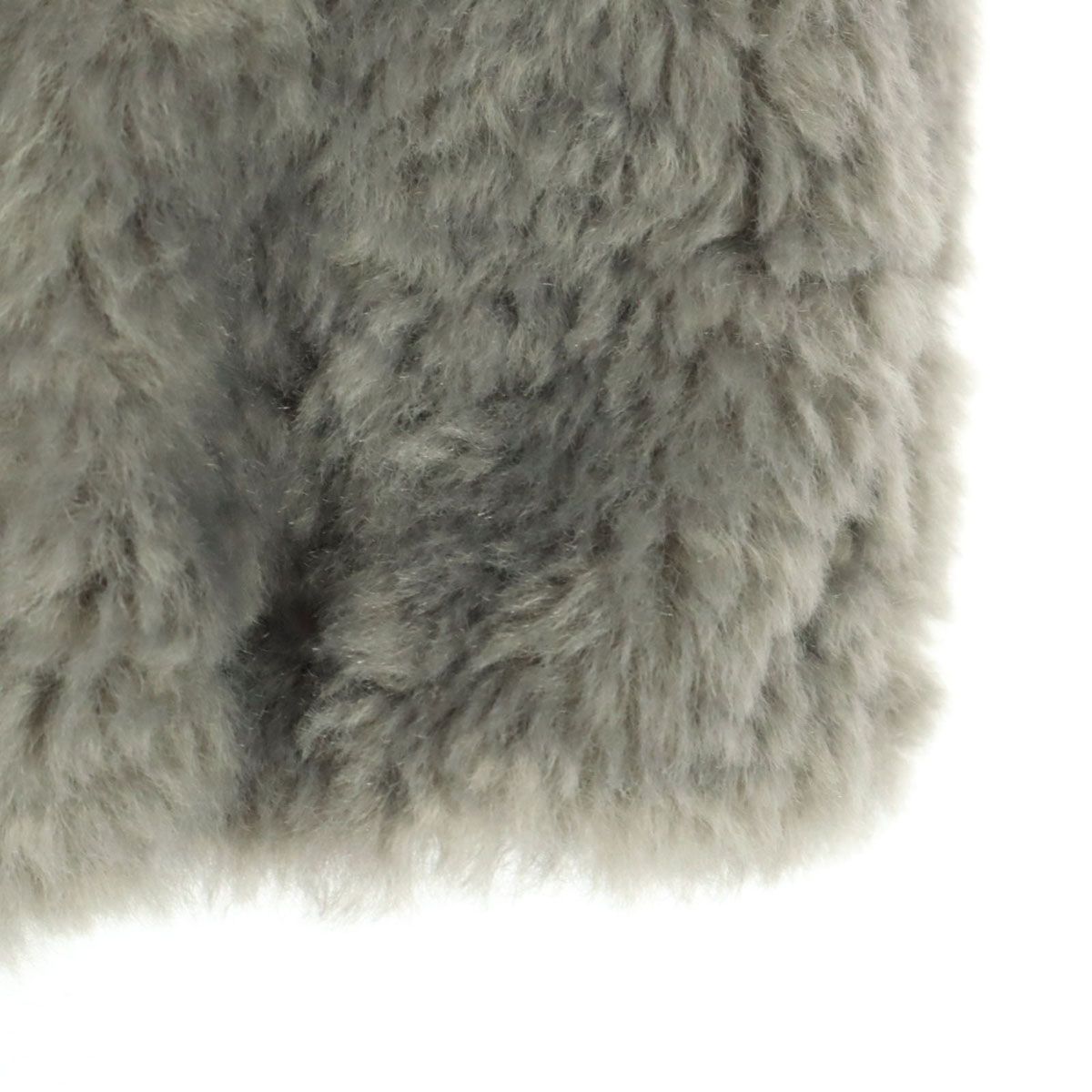 新品未使用TOMORROWLAND グレー フェイクファーベスト 美品 BALLSEY ボールジィ ショート丈 フェイク ファーベスト 36 グレー