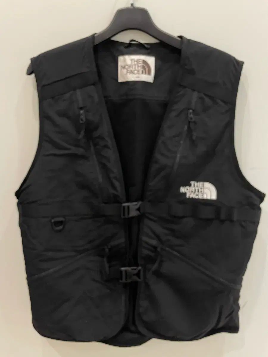 THE NORTH FACE ザノースフェイス ランニングベスト 白ラベル