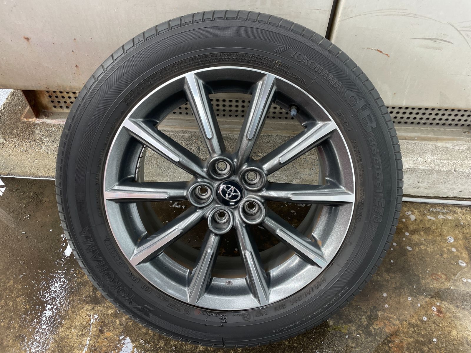 86純正ENKEI16インチ6.5J+48REGNO205/55R16 溝7mm トヨタ 86 ZN6 純正 ENKEI 16インチ 6.5J 5H PCD100 +48・YOKOHAMA dB