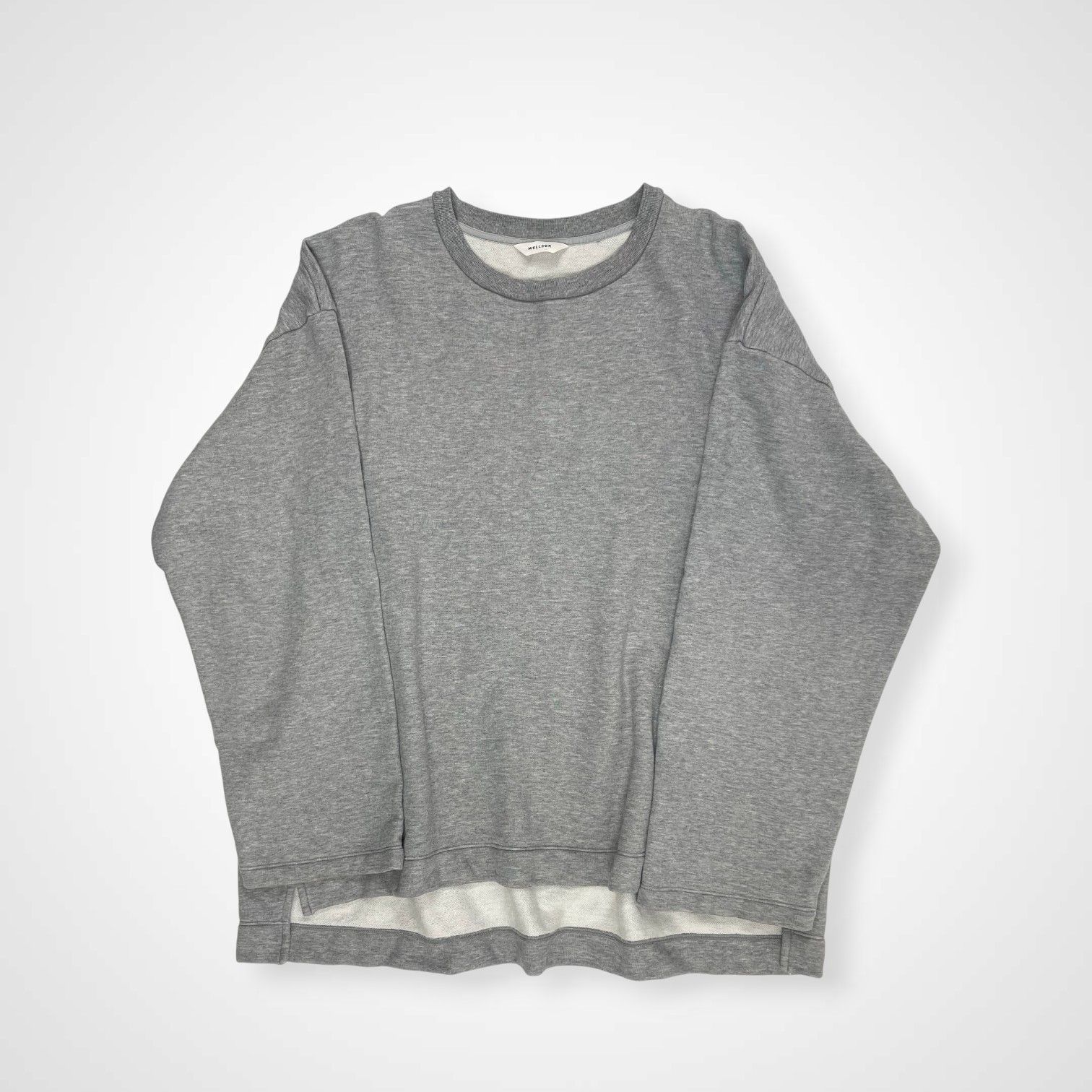 WELLDER ウェルダー / Flutter Tail Buck Side Tucked Crewneck グレー 
