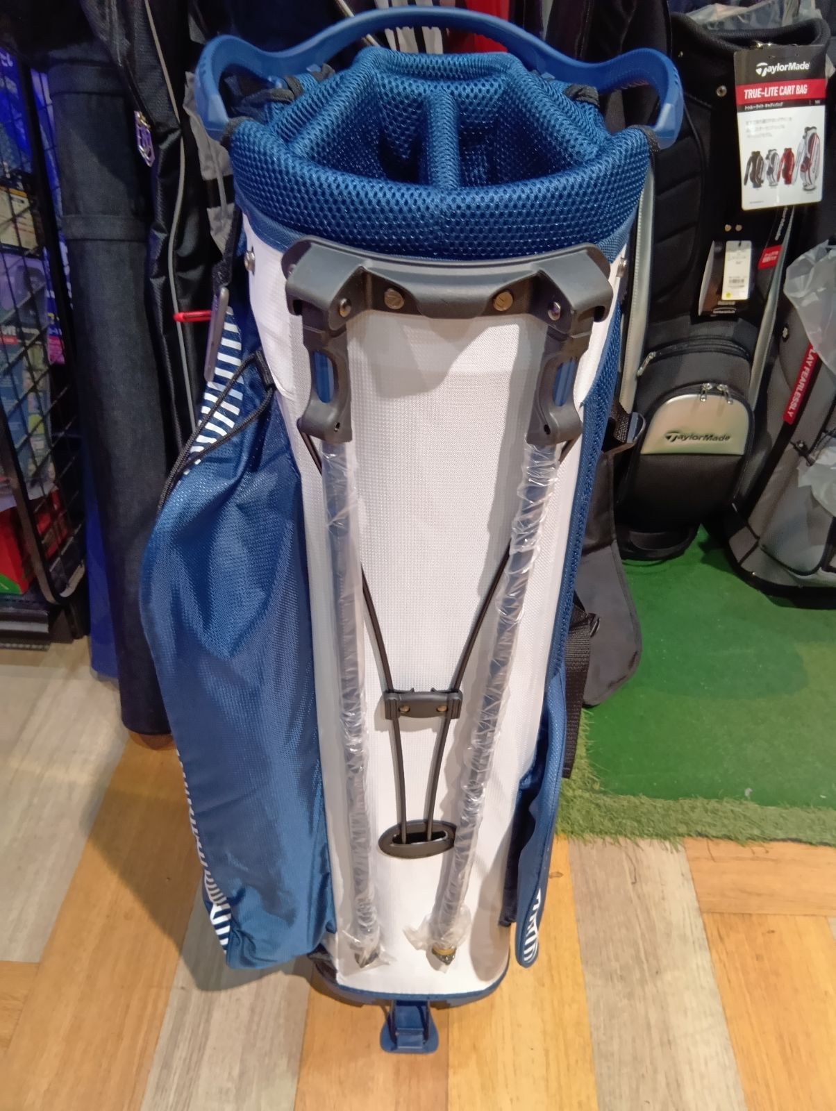  Cb 未使用品 テーラーメイド プロ スタンドバッグ キャディバッグ 9 5型 ホワイト ネイビー レッド 47インチ対応 TF531 2025年モデル TaylorMade 日本正規品 大崎店 高校ゴルフ用品 ゴルフバッグ キャディバッグ ゴルフ