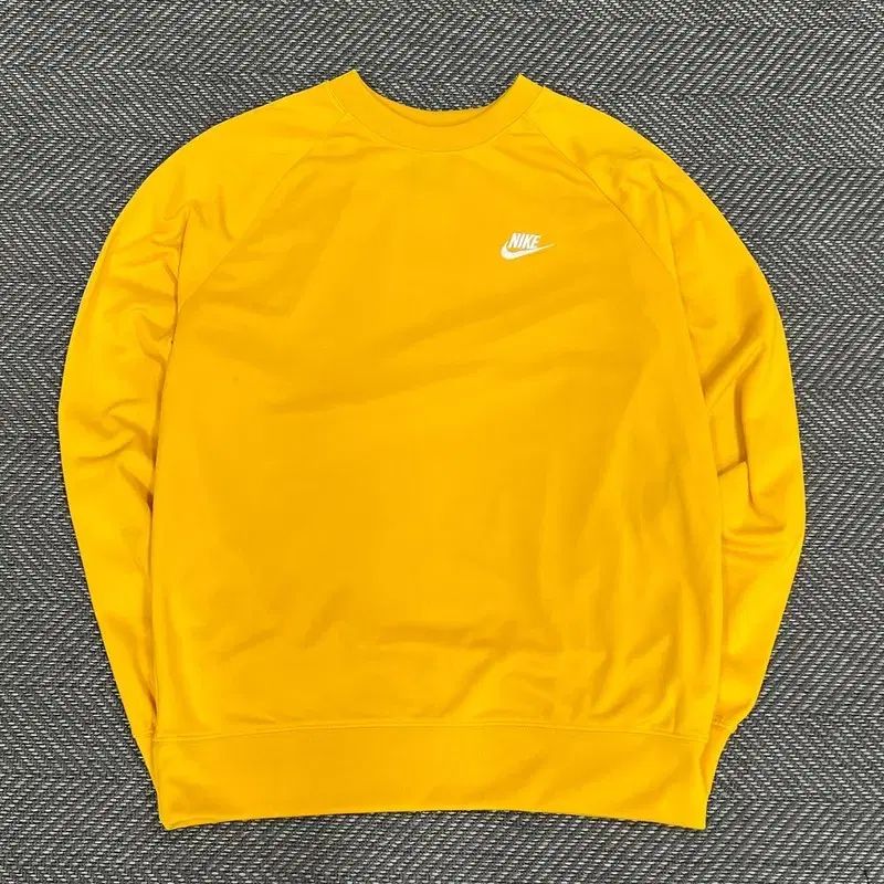 ナイキ サイド プリンティング スウェット v1160