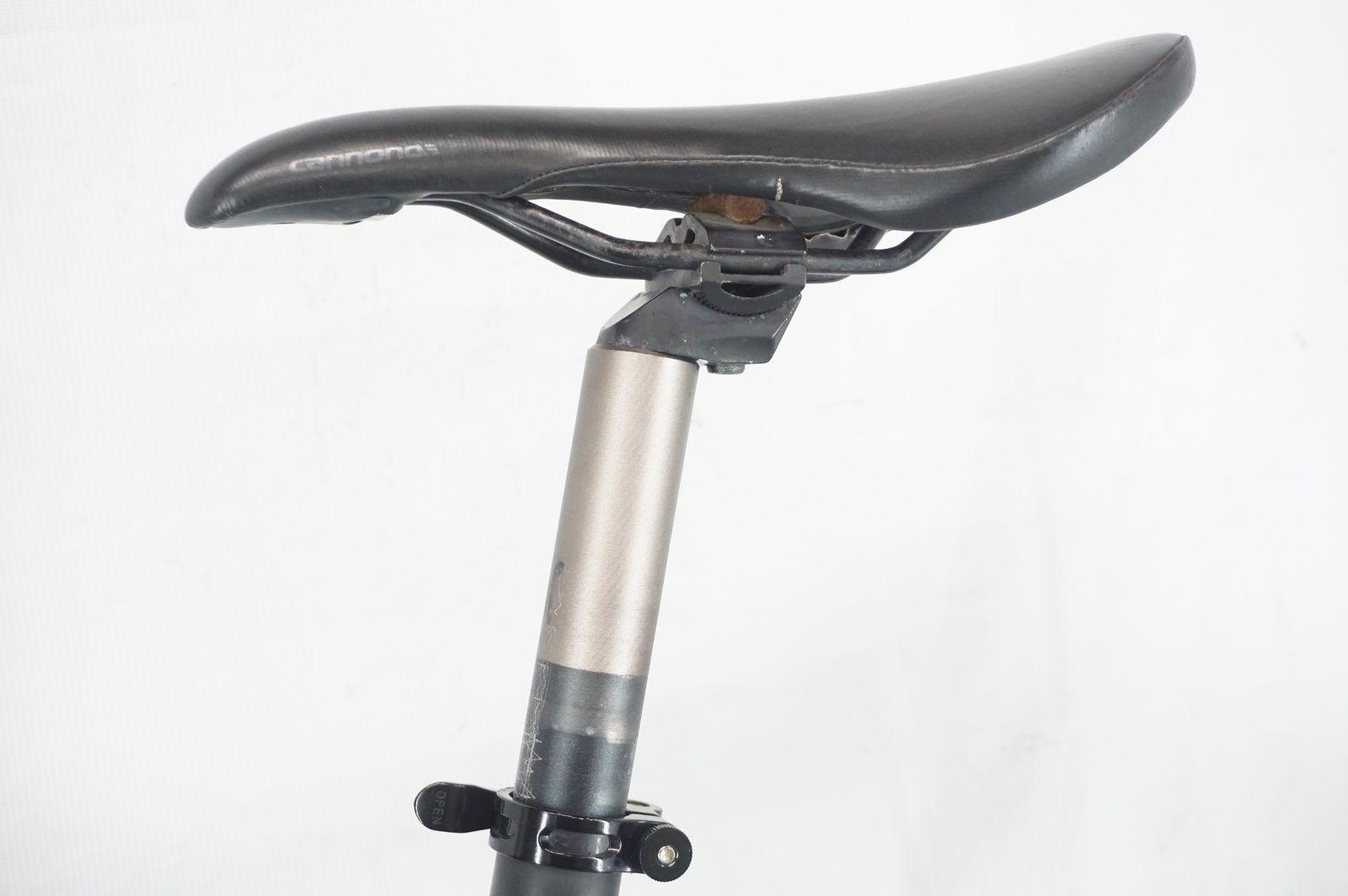 CANNONDALE 「キャノンデール」 BADBOY DISC 2010年モデル クロスバイク / 阪急塚口店 ITS6AZBWDLAG CANNONDALE 「キャノンデール」 BADBOY DISC 2010年モデル クロス