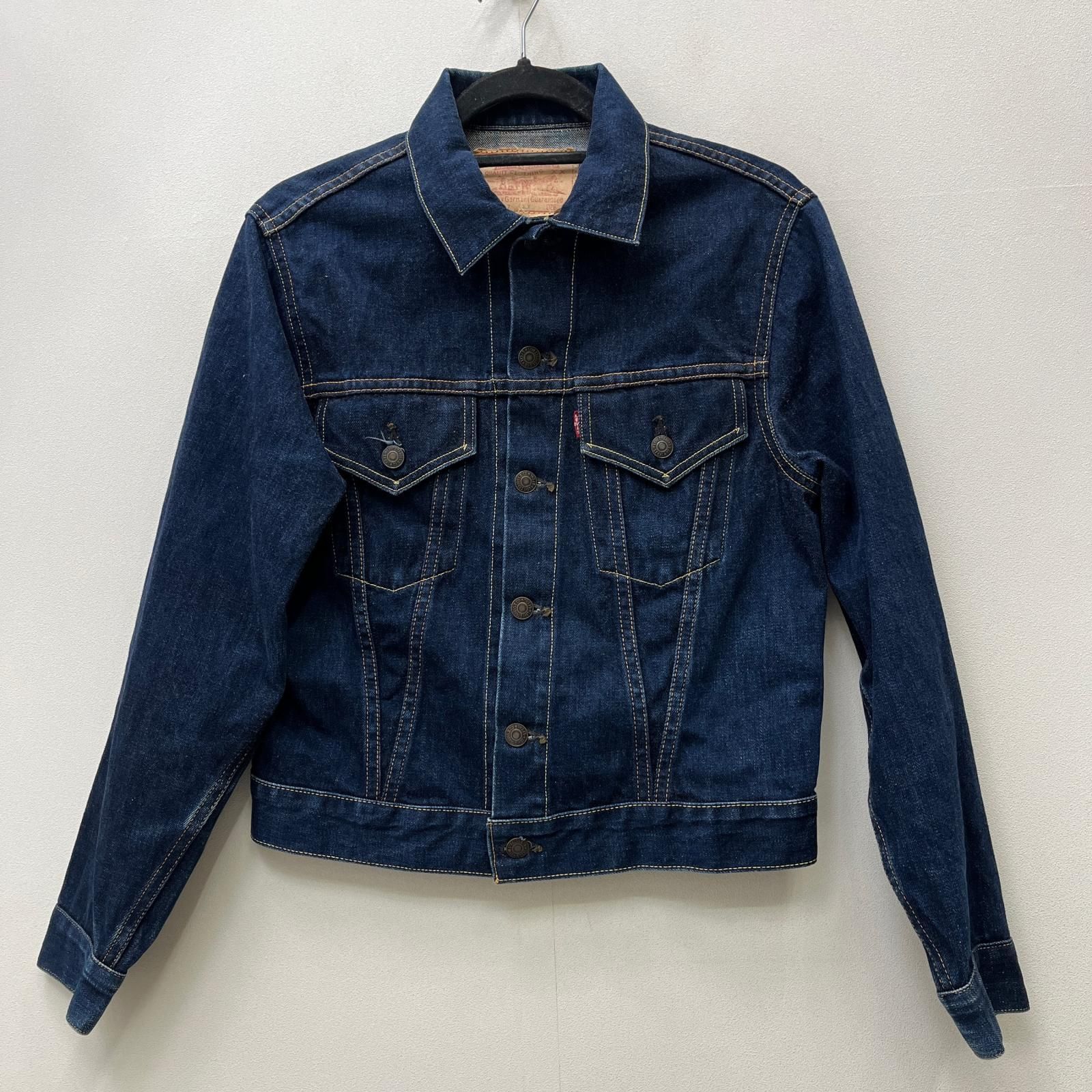 加古川店】 Levi