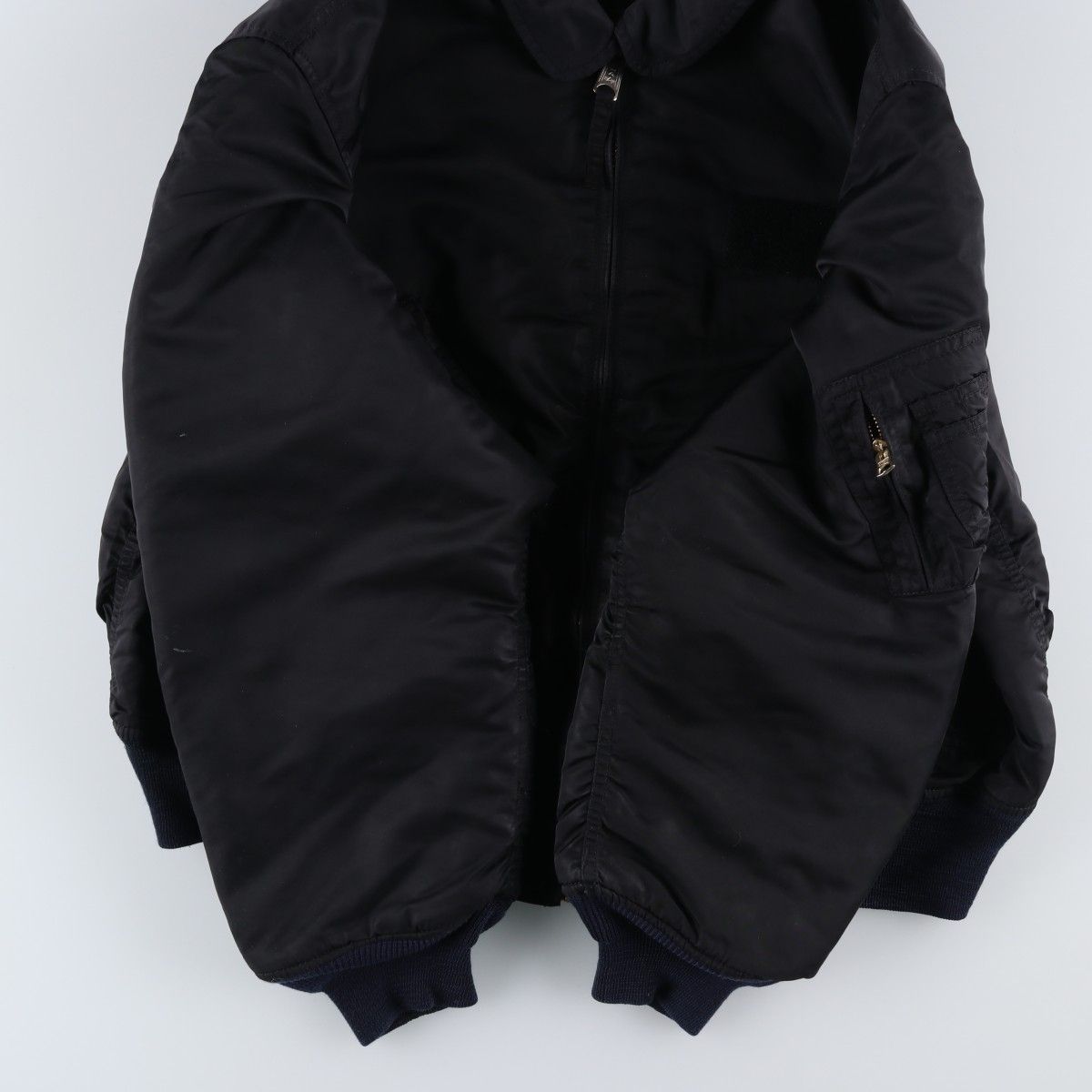 古着 民間品 アルファ ALPHA CWU-45/Pタイプ 中綿入り ミリタリー