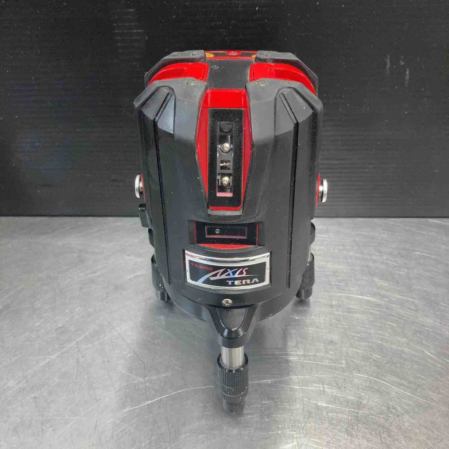 レーザー墨出し器 AXIS