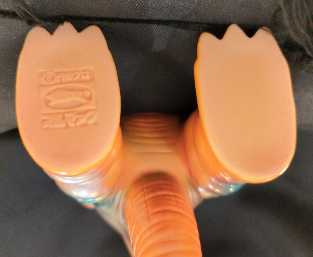  ブルマァク ブルマァクの怪獣シリーズ ネロンガ 肌色成型 オレンジ塗装 ウルトラマン キャラクター玩具