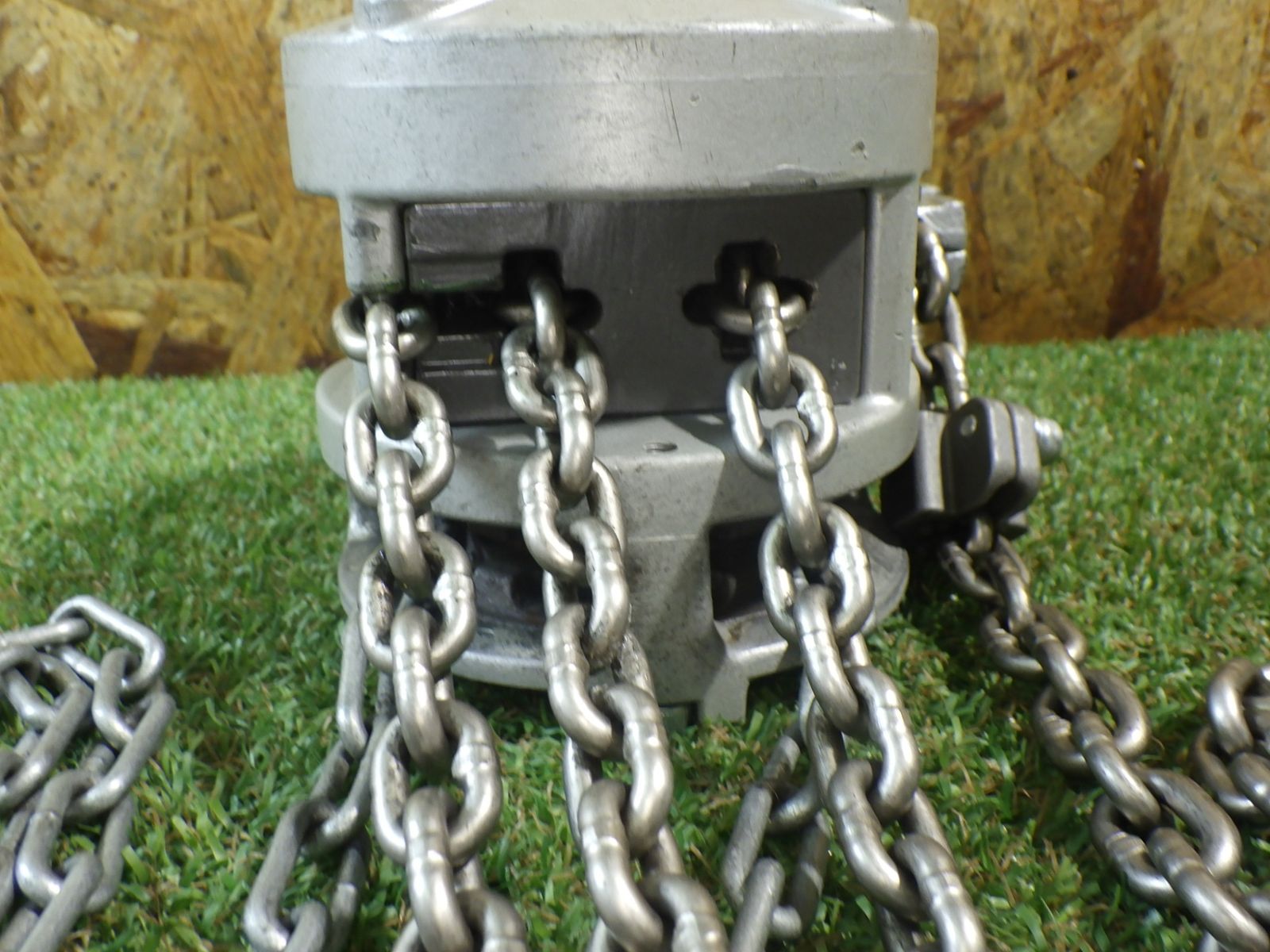 L 荷の吊り上げなどに