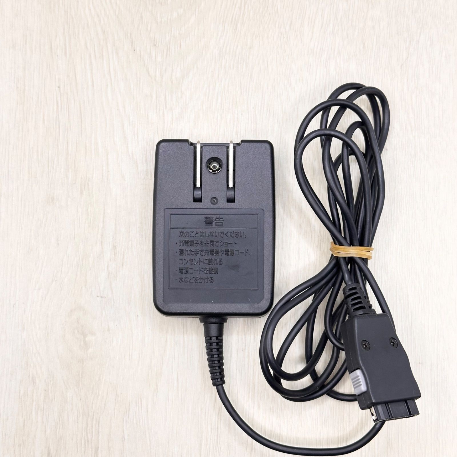 KO002 docomo ドコモ 純正 充電器 ACアダプタ ガラケー フィーチャー