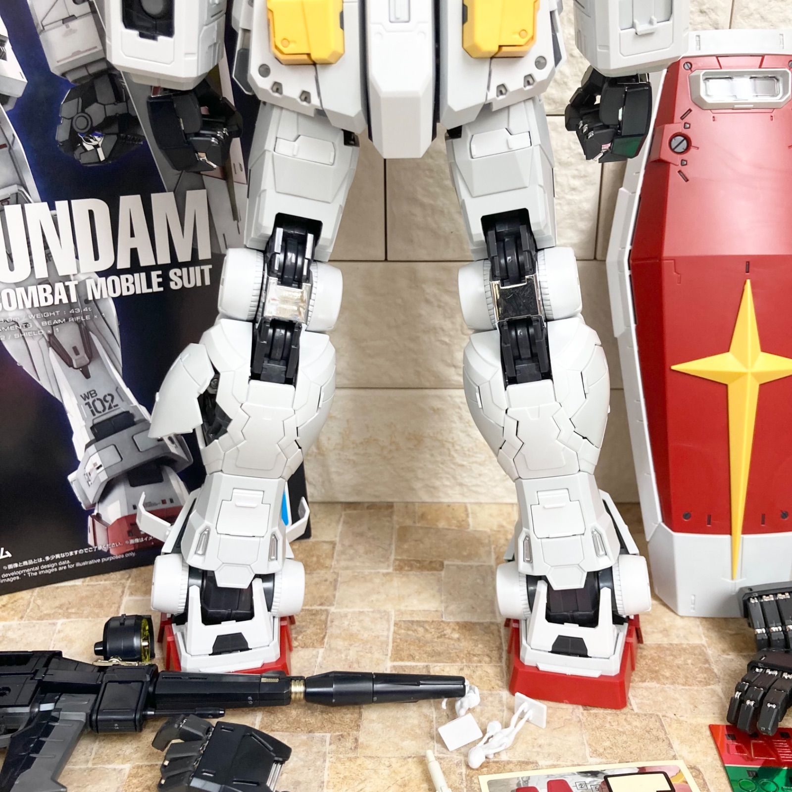 完成品】PG UNLEASHED 1/60 RX-78-2 ガンダム アンリーシュド
