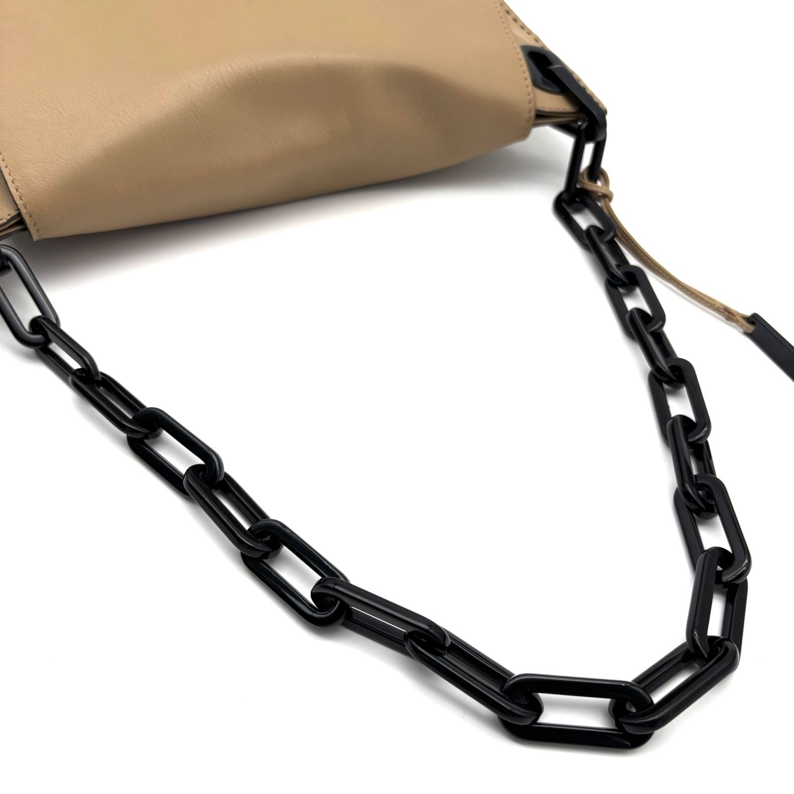 希少・美品 GUCCI グッチ ワンショルダーバッグ プラスチックチェーン