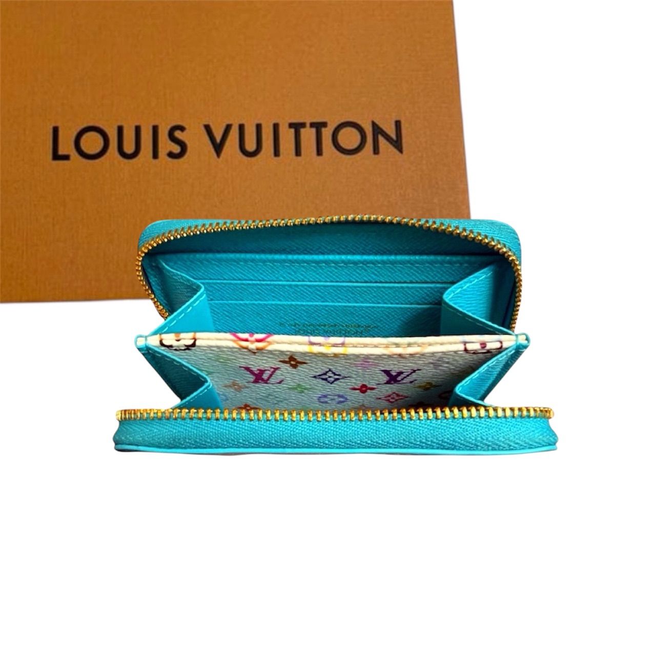 ルイヴィトン LV×村上隆 エピ ジッピー・コインパース カビラブルー 