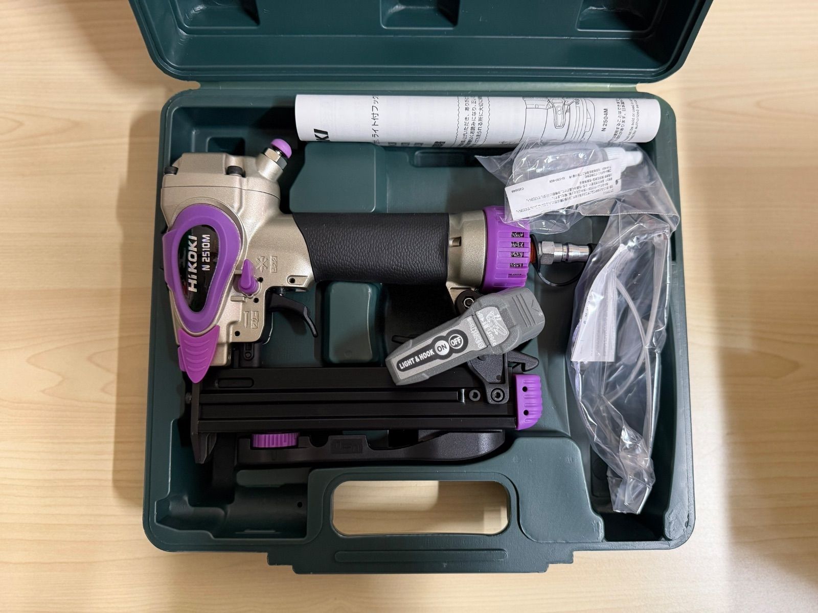 Hi KOKI 25 mm 10 mm幅 タッカ N 2510 M