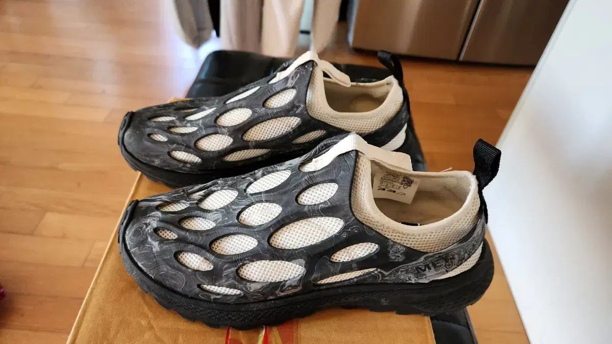 メレル ハイドロ ランナー ブラック 白 270