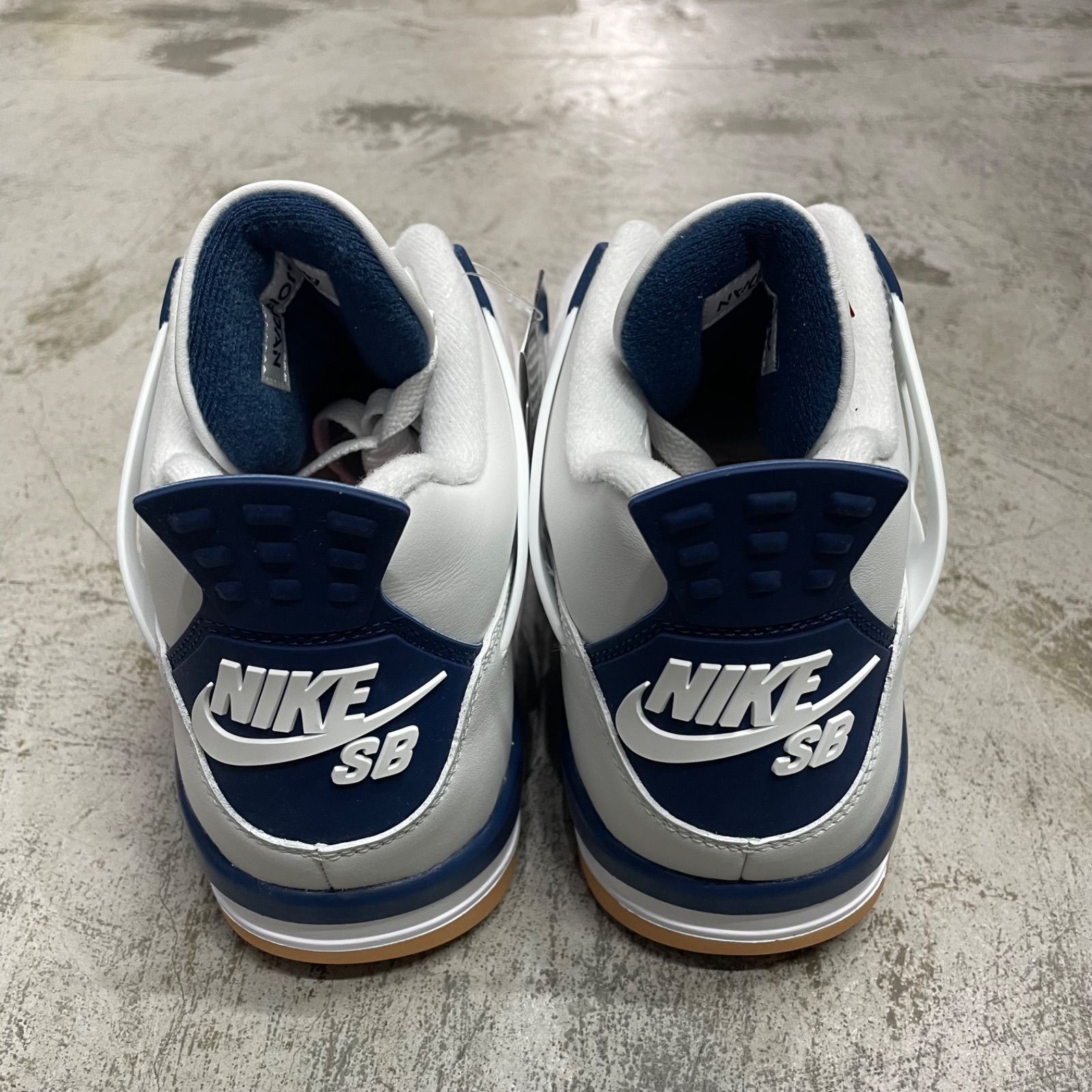 未使用 NIKE SB Air Jordan 4 Retro SP ジョーダン4 スニーカー ナイキ 