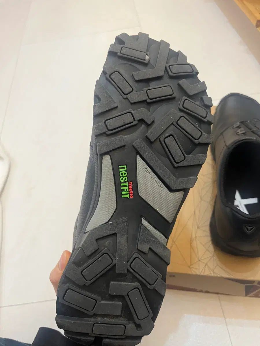 トレクスタ トレッキングシューズ