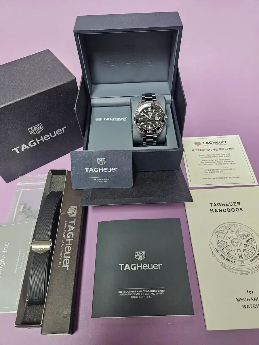 TAG Heuer タグ ホイヤー アクアレーサー セラミック 黒文字盤 43mm オートマチック 時計 way201a