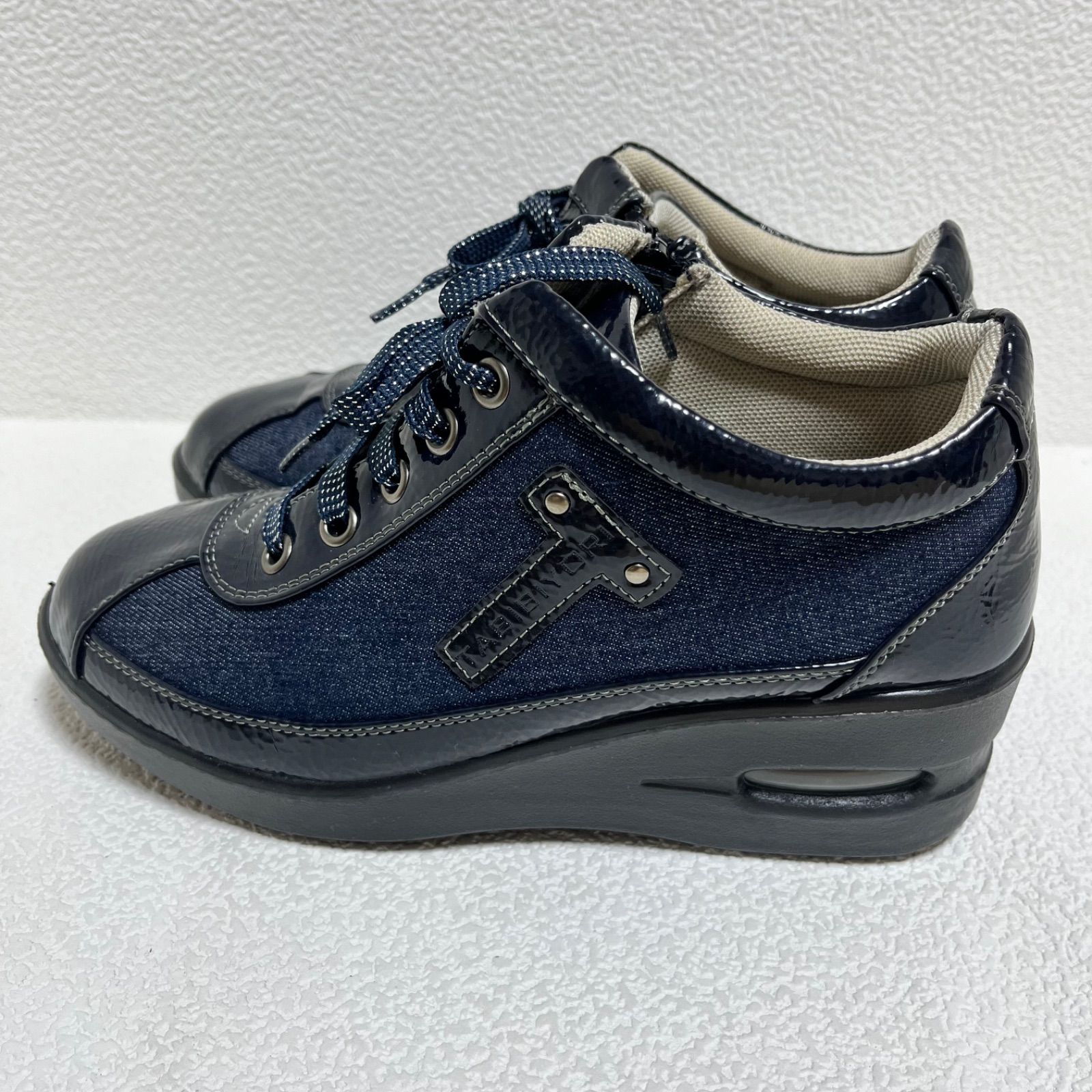 美品】ASICS アシックス商事 タビビヨリ 旅日和 コンフォート 