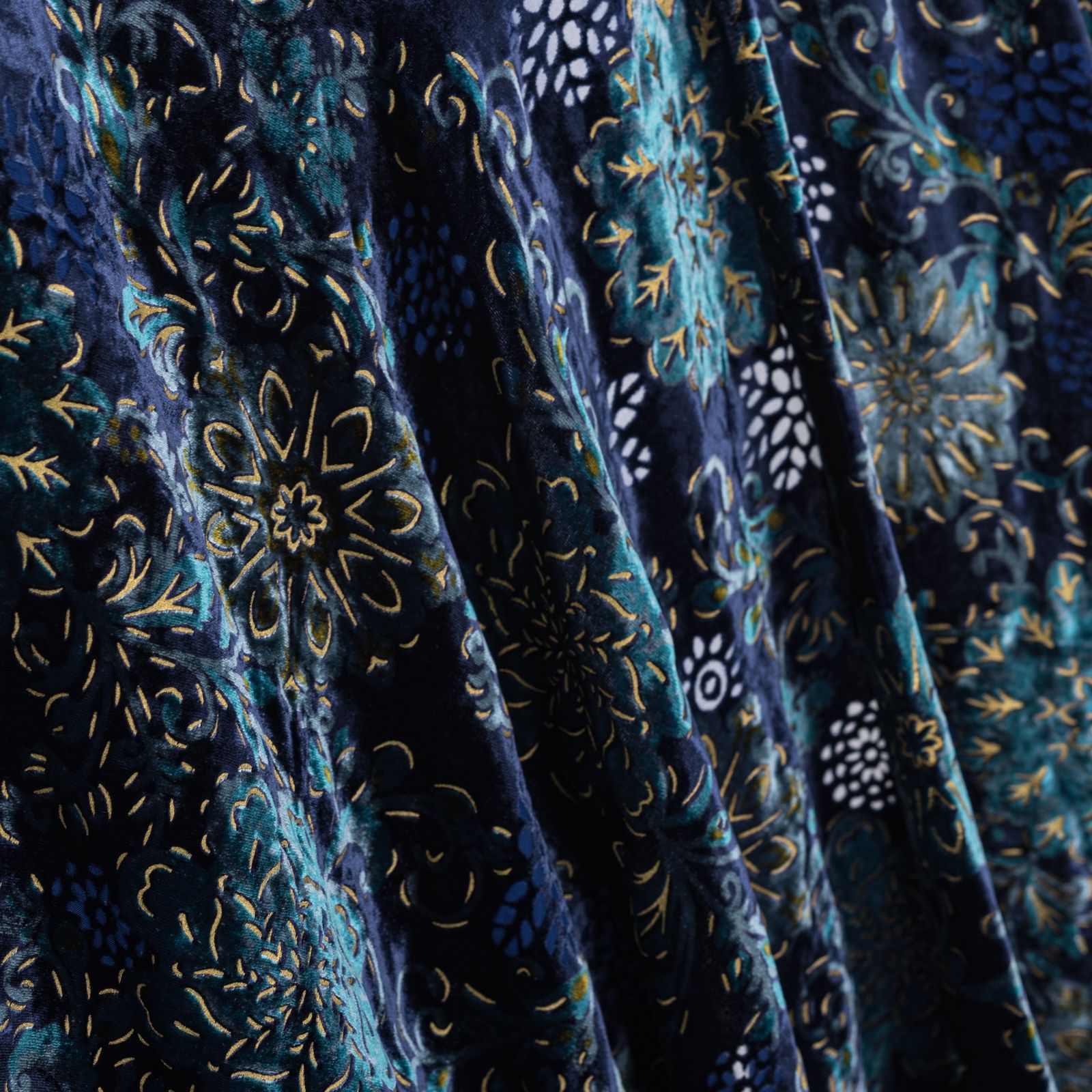 新品 岡重 シルクベルベットショール ブルー - メルカリ