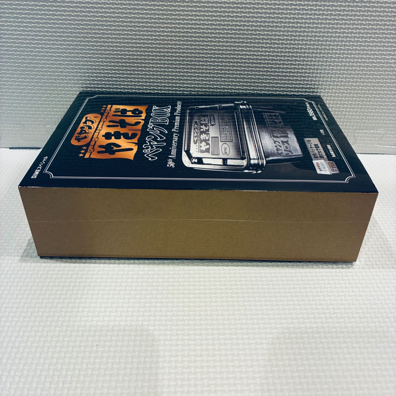 新品・未開封・シュリンク付き】ペヤング ソースやきそば ペヤングBOX