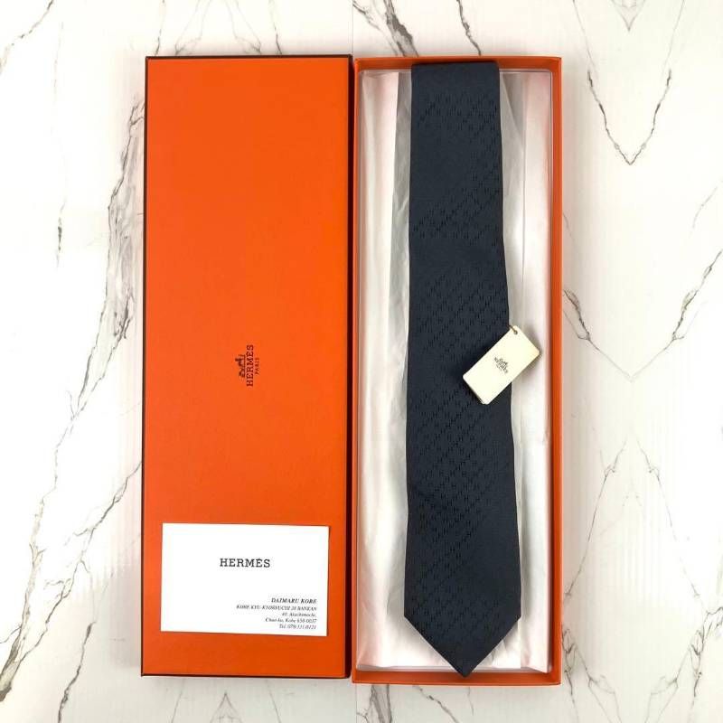 未使用 HERMES エルメス ネクタイ ファソネニューH H柄 H織 ソリッド