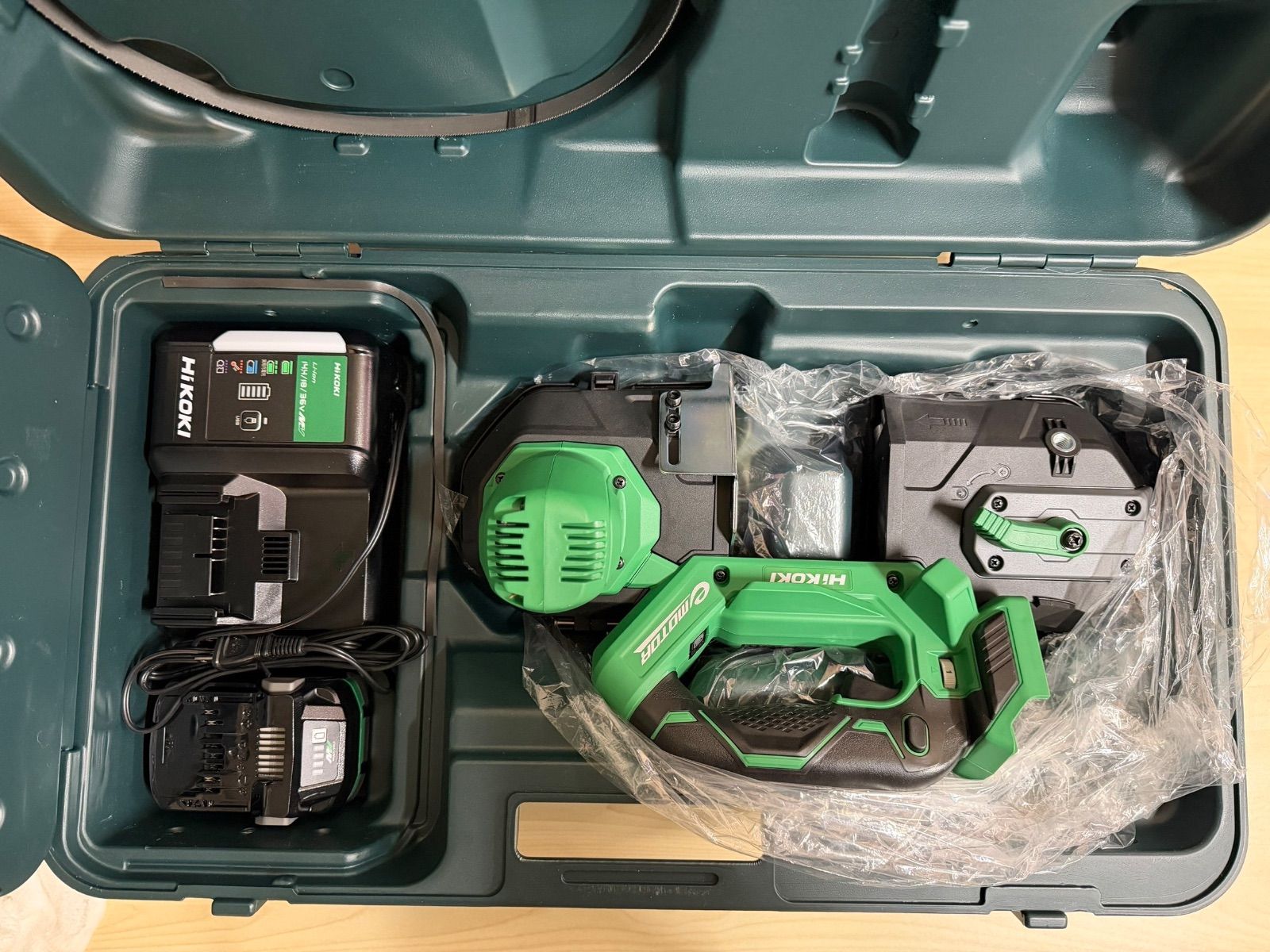 Hi KOKI 18 V 83 mm コードレスロータリバンドソー CB DBL S LXPKZ