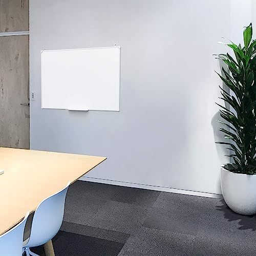 プラス ホワイトボード 壁掛け 段差の少ないフレーム 幅906 高さ606 mm マーカー イレイザー付き 無地 PWK 2 0906 SS 428991 po 70 c 9 ccda