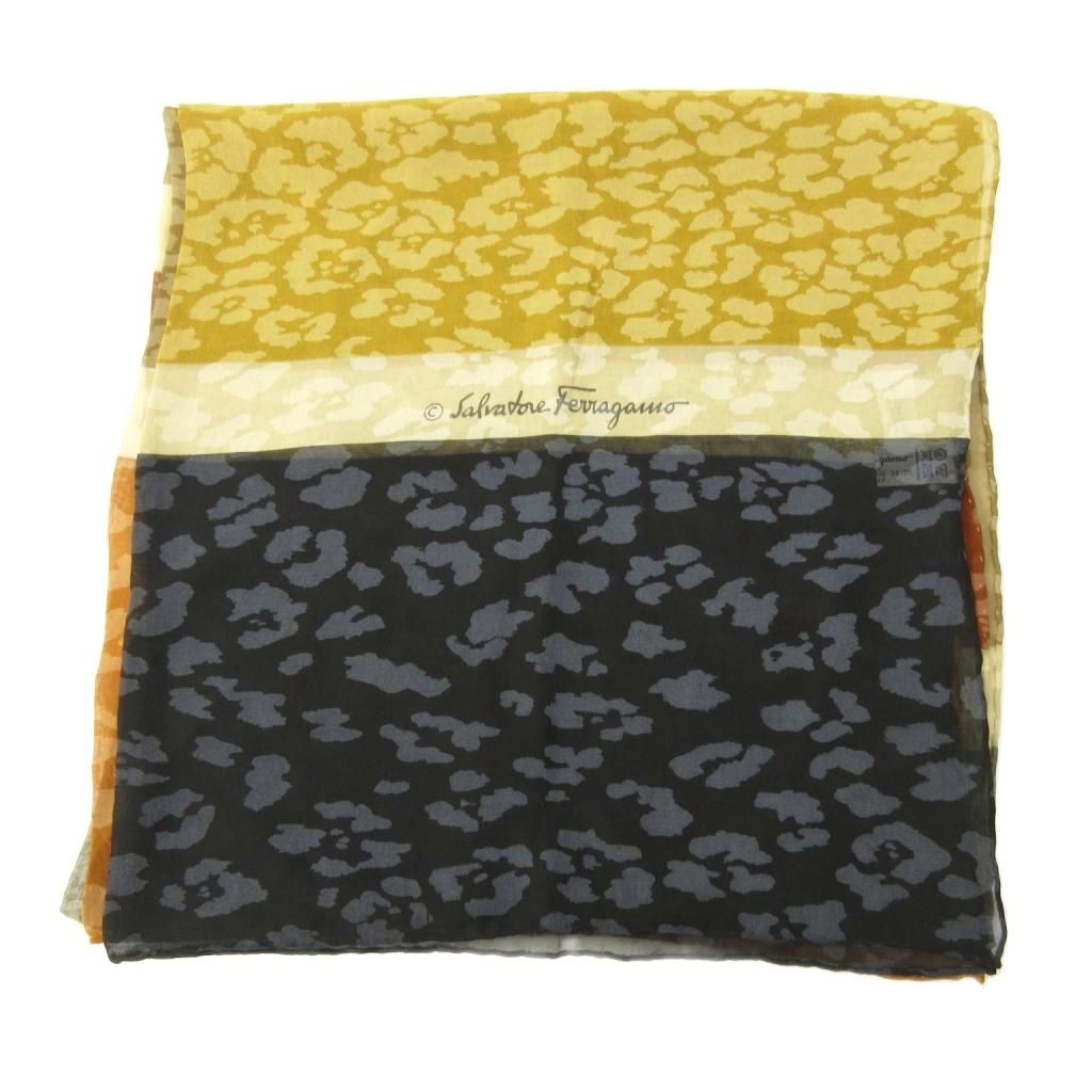 サルヴァトーレフェラガモ Salvatore Ferragamo 美品 スカーフ