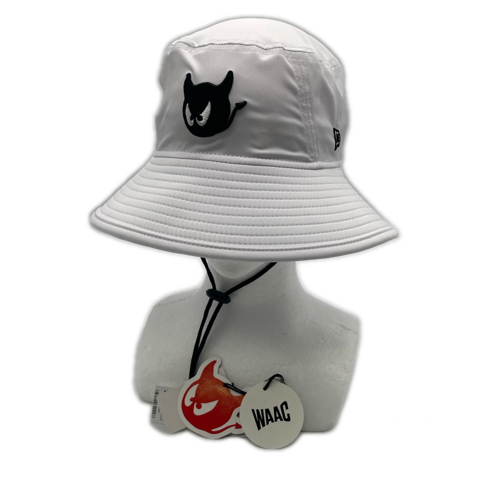 未使用品 ワック WAAC バケットハット S 56cm ホワイト ×NEW ERA WAACKYワッペン シンプル あご紐付き