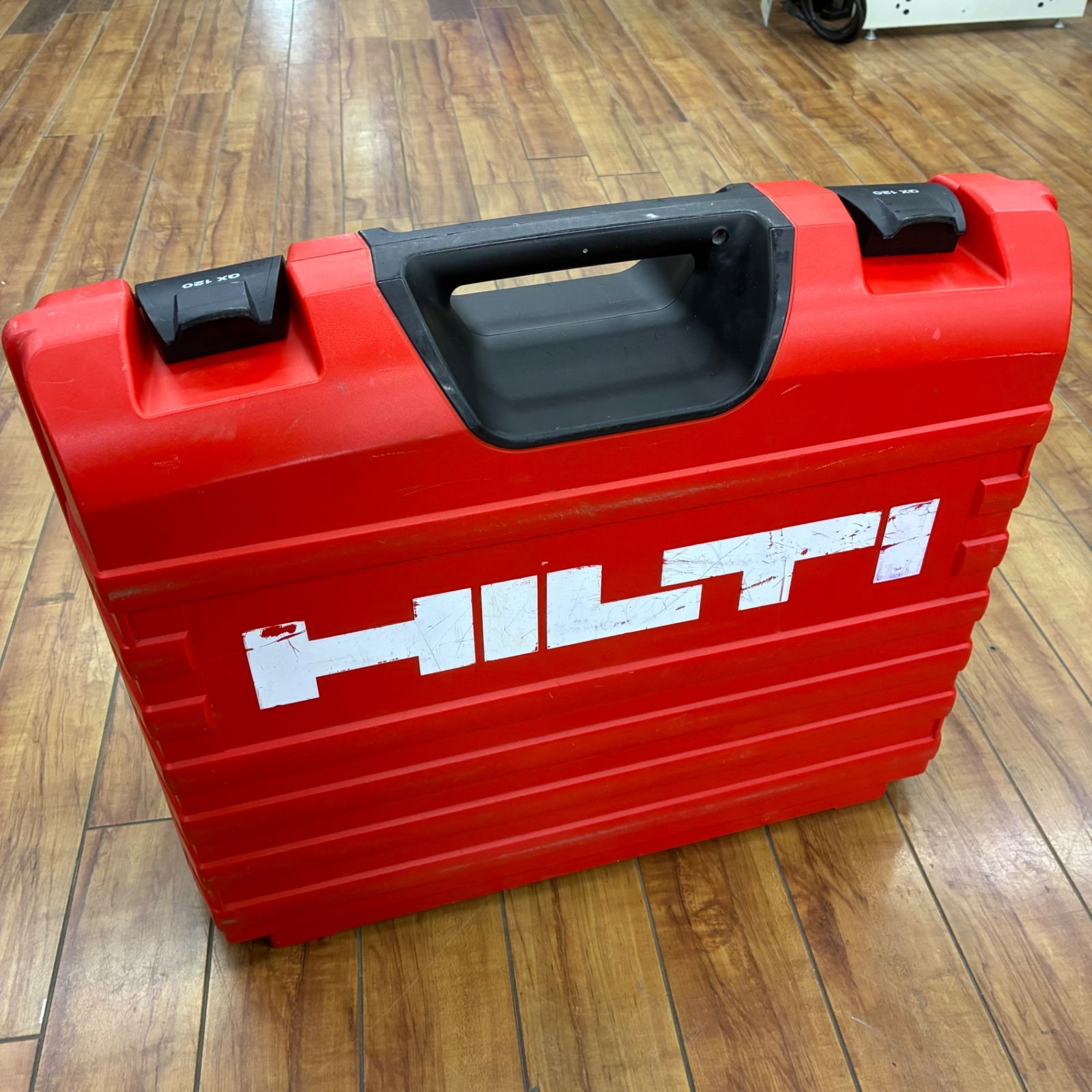 HILTI