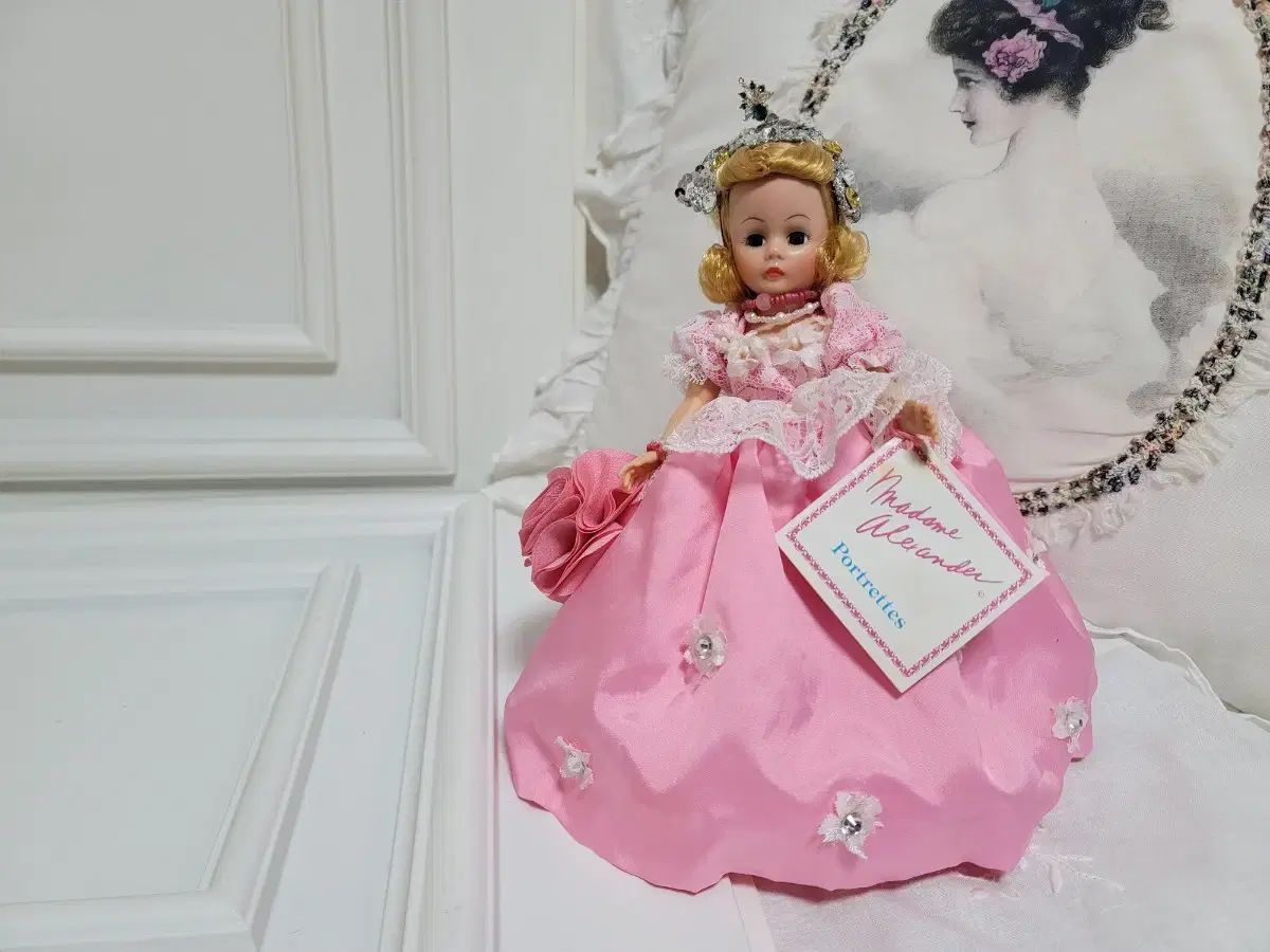 マダムアレキサンダー Portrettes シンデレラ ぬいぐるみ ピンク ドレス