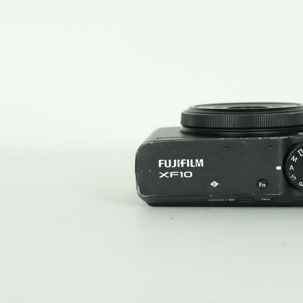 ジャンク品] FUJIFILM XF10 ブラック | コンパクトデジタルカメラ