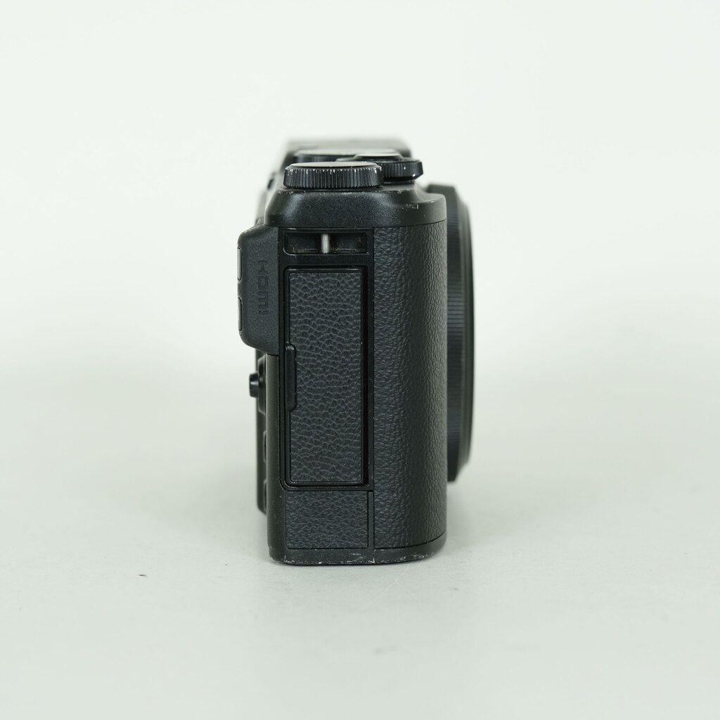ジャンク品] FUJIFILM XF10 ブラック | コンパクトデジタルカメラ