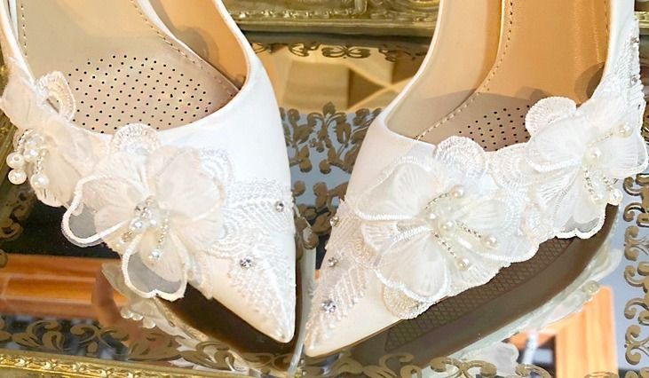 ブライダルシューズ 結婚式 フラワー ビジュー レース